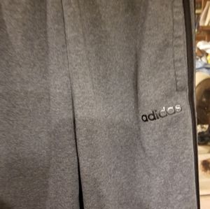 Adidas sweat pants with pockets super warm no drawstring